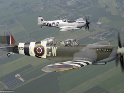 ©BenUllings_2023-08-19_EHLE_A2A_Spitfires_PH-OUQ&amp;PH-KDH_DSC2411(2030)BUBU-1200FB