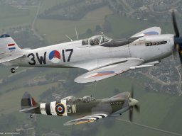 ©BenUllings_2023-08-19_EHLE_A2A_Spitfires_PH-OUQ&amp;PH-KDH_DSC2354(2030)BUBU-1200FB