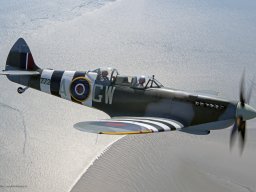 BenUllings_2021-08-25_EHEH_A2A_SpitfiresG-AVAVPH-FVE_D856192-bewerkt2030BU-FB1200